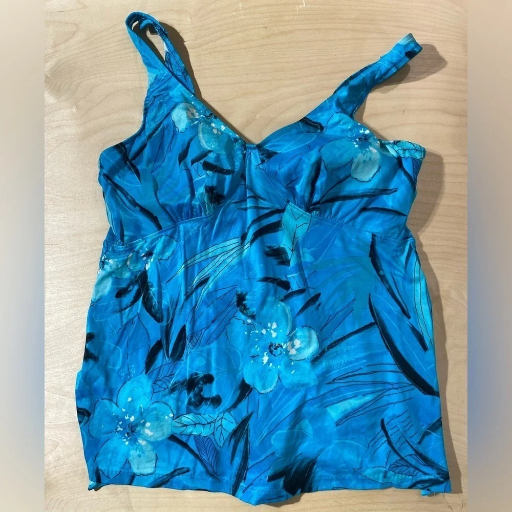 Maxine of Hollywood One Piece Swimsuit 22W (BX)